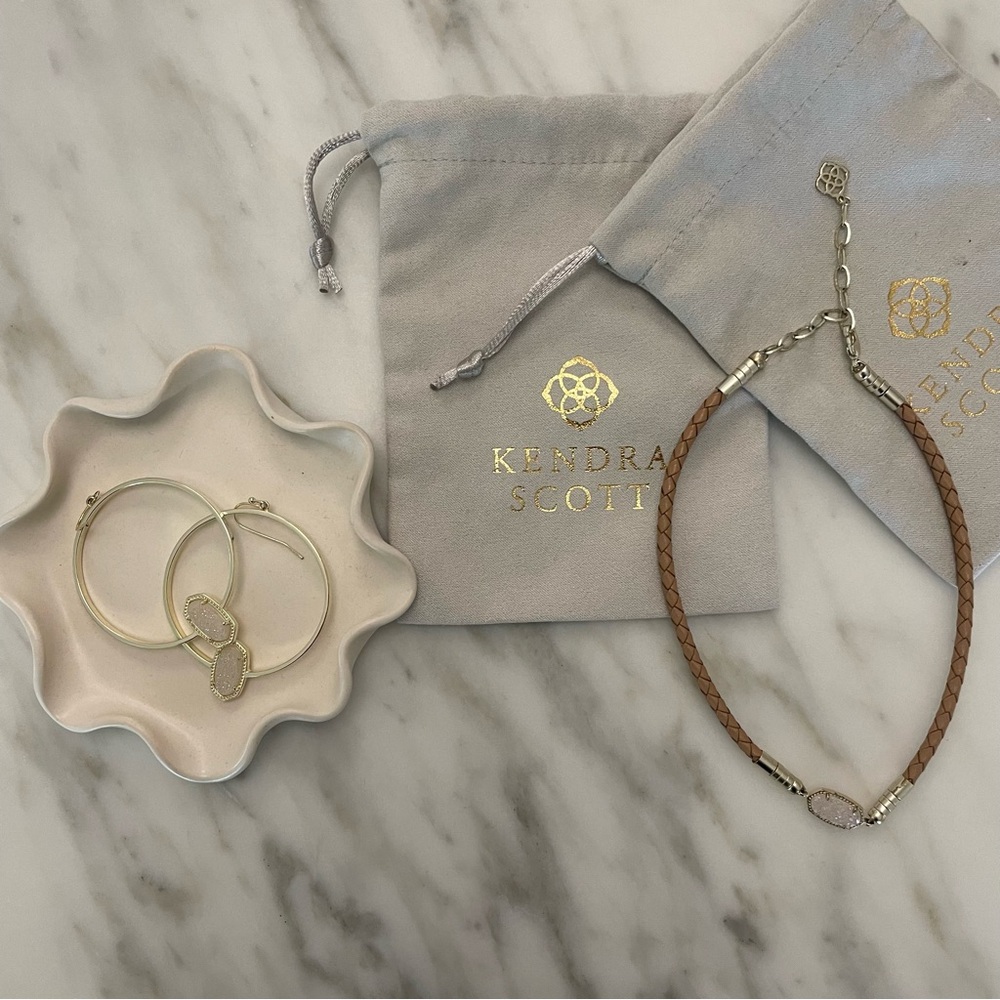 Kendra Scott Necklace and Earrings